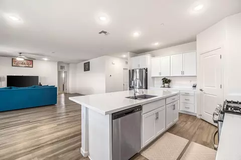 3449 Running Brook St, Madera, CA 93637 photo 13