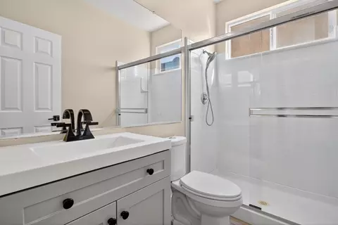 Bath - 4700 Glenbrook Dr, Tracy, CA 95377 photo 1 of 6