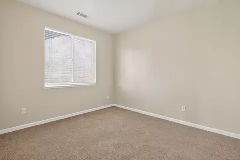 Bedroom - 4700 Glenbrook Dr, Tracy, CA 95377 photo 5 of 6