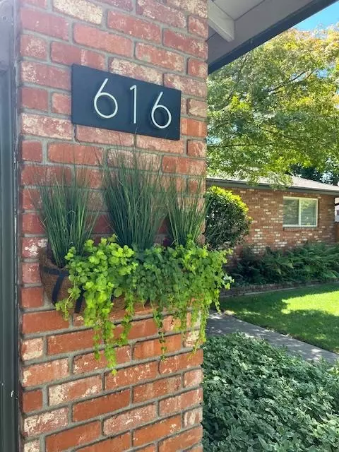 616 Amber St, Modesto, CA 95356 photo 1