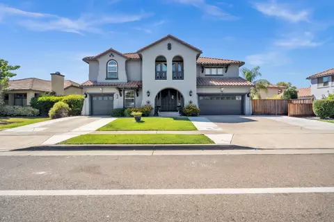 9601 Mainline Dr, Elk Grove, CA 95624