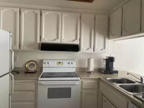 Kitchen - 1008 Bingham Dr #1, Modesto, CA 95350 photo 1 of 1