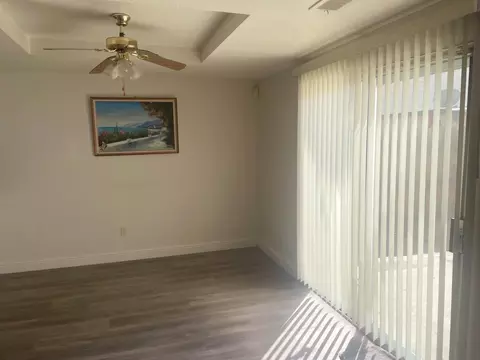 Living - 1008 Bingham Dr #1, Modesto, CA 95350 photo 2 of 2