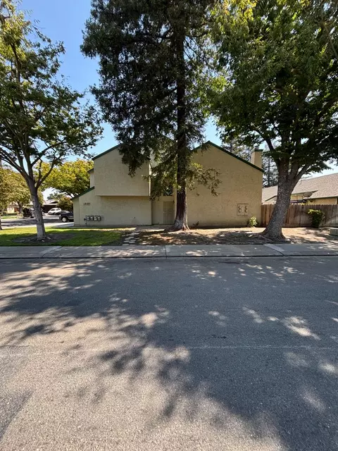 Exterior - 1008 Bingham Dr #1, Modesto, CA 95350 photo 2 of 3