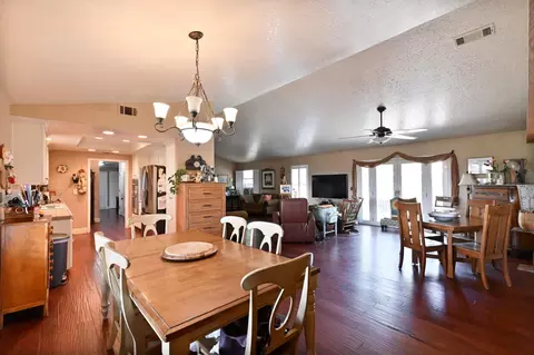 Dining - 2451 Canoe St, Copperopolis, CA 95228 photo 3 of 5