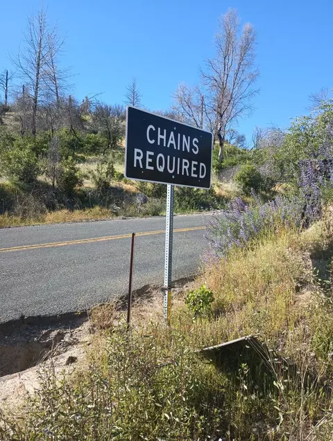34 Burr Ln, Oroville, CA 95940