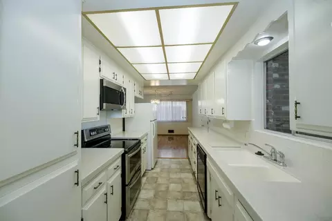 1709 Fernandes St, Modesto, CA 95355 photo 4