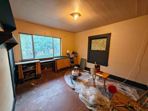 Bedroom - 5661 Thompson Hill Rd, Placerville, CA 95667 photo 2 of 4