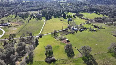 View/Area - 5661 Thompson Hill Rd, Placerville, CA 95667 photo 9 of 15