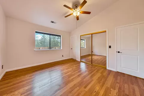 Bedroom - 1400 Cedar Oak Rd, Placerville, CA 95667 photo 2 of 6