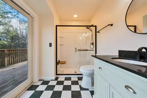 Bath - 1400 Cedar Oak Rd, Placerville, CA 95667 photo 2 of 7