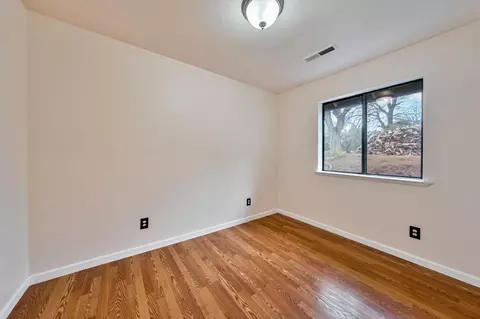Bedroom - 1400 Cedar Oak Rd, Placerville, CA 95667 photo 5 of 6