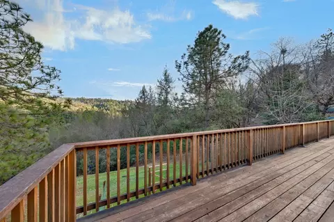 Exterior - 1400 Cedar Oak Rd, Placerville, CA 95667 photo 4 of 9