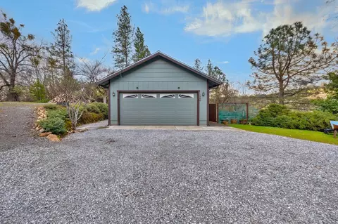 Exterior - 1400 Cedar Oak Rd, Placerville, CA 95667 photo 3 of 9