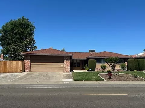 4523 Jan Dr, Carmichael, CA 95608 photo 2