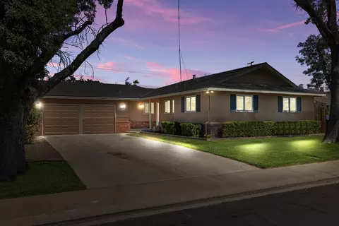 1105 Princess Ct, Modesto, CA 95350 photo 3