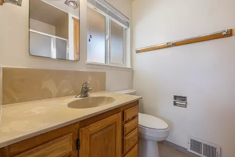 1105 Princess Ct, Modesto, CA 95350 photo 29