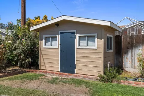 1105 Princess Ct, Modesto, CA 95350 photo 35
