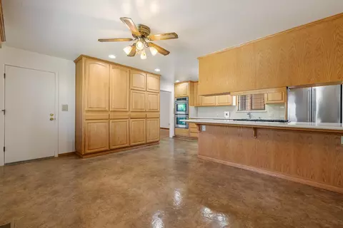 1105 Princess Ct, Modesto, CA 95350 photo 17