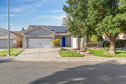 2313 Steinbeck Dr, Modesto, CA 95356 photo 2
