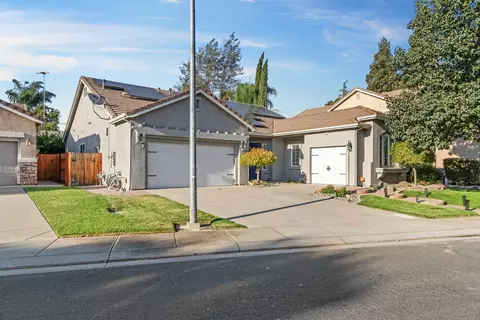 2313 Steinbeck Dr, Modesto, CA 95356 photo 3