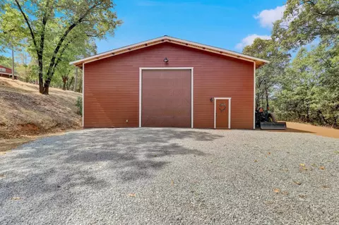 Exterior - 20816 Oxbow Way, Grass Valley, CA 95949 photo 23 of 25