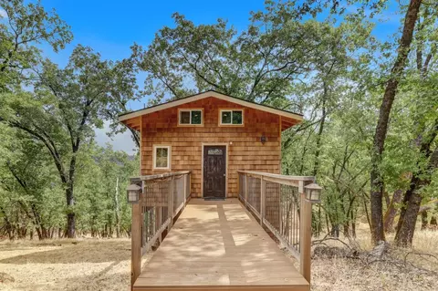 Exterior - 20816 Oxbow Way, Grass Valley, CA 95949 photo 3 of 25