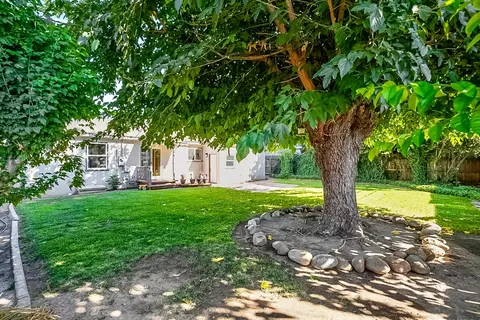 1109 Half Moon Dr, Modesto, CA 95350 photo 26