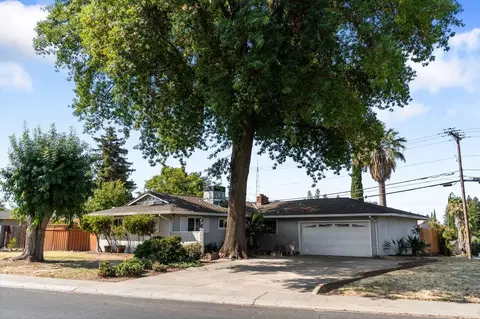2600 Paseo Dr, Rancho Cordova, CA 95670
