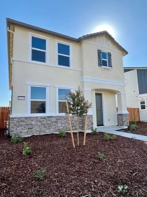 8064 Monkey Flower Way, Sacramento, CA 95832