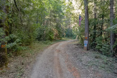 10466 N Slope Trl, Camptonville, CA 95922