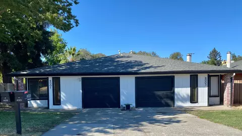 6001 Bourbon Dr, Carmichael, CA 95608 photo 1