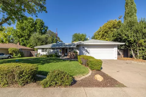 4907 Crestview Dr, Carmichael, CA 95608