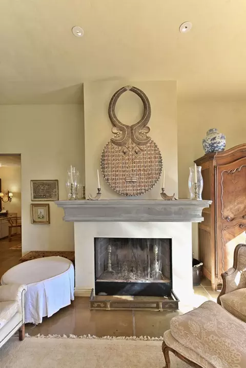 Living - 2500 Folendorf Rd, Murphys, CA 95247 photo 3 of 7
