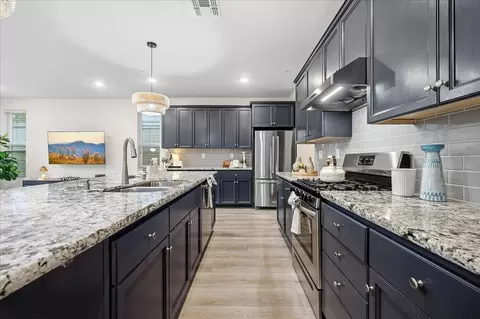 Kitchen - 3247 Highgate Terrace Loop, Folsom, CA 95630 photo 2 of 3