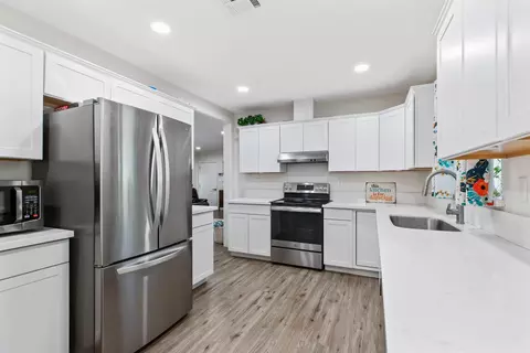Kitchen - 319 E Morris Ave, Modesto, CA 95354 photo 1 of 4