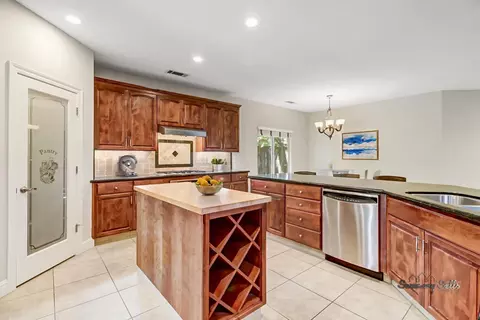 Kitchen - 1213 Stonebridge Dr, Lodi, CA 95242 photo 1 of 10