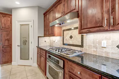 Kitchen - 1213 Stonebridge Dr, Lodi, CA 95242 photo 9 of 10