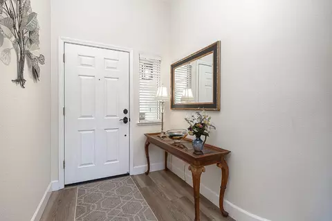 Entry Way - 2425 Gallery Dr, Riverbank, CA 95367 photo 1 of 4