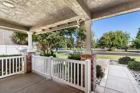 366 W Boesch Dr, Ripon, CA 95366 photo 6