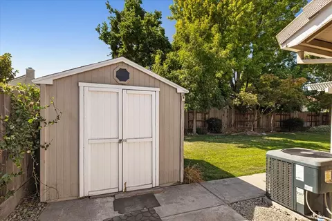 366 W Boesch Dr, Ripon, CA 95366 photo 51
