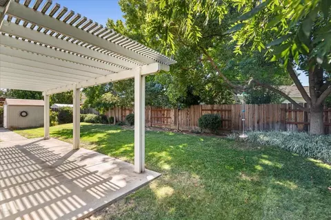 366 W Boesch Dr, Ripon, CA 95366 photo 44