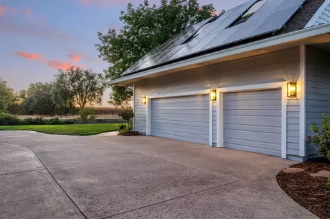Exterior - 39308 Spanish Bay Pl, Davis, CA 95616 photo 10 of 27