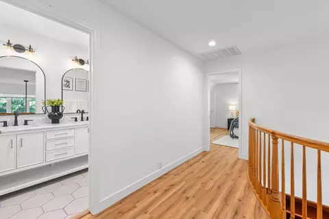 Entry Way - 39308 Spanish Bay Pl, Davis, CA 95616 photo 6 of 10