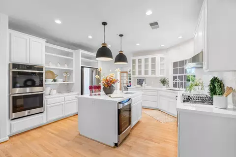 Kitchen - 39308 Spanish Bay Pl, Davis, CA 95616 photo 1 of 4
