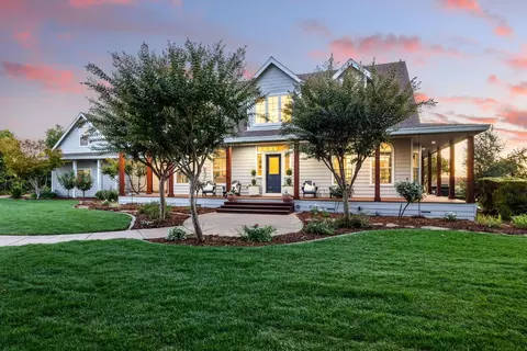Exterior - 39308 Spanish Bay Pl, Davis, CA 95616 photo 7 of 27