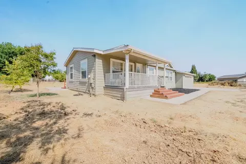 Exterior - 11211 Boessow Rd, Galt, CA 95632 photo 12 of 18