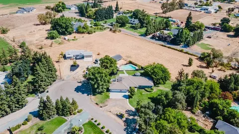 View/Area - 11211 Boessow Rd, Galt, CA 95632 photo 3 of 8