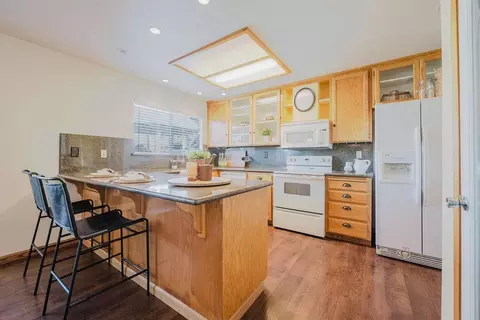 Kitchen - 11211 Boessow Rd, Galt, CA 95632 photo 2 of 7