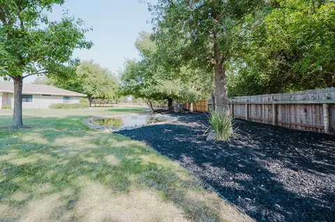 Exterior - 11211 Boessow Rd, Galt, CA 95632 photo 3 of 18